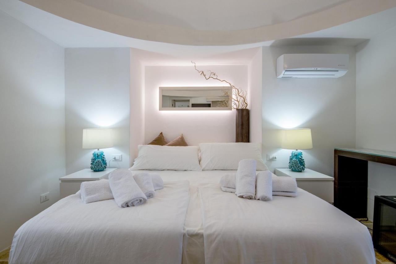 B&B Trulli Moonlight Da Grace Ostuni Zewnętrze zdjęcie